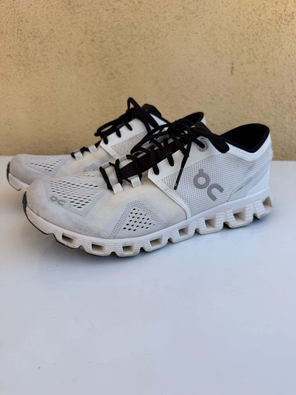 On Cloud X Women's Running Shoes White/Black Style 40.99702